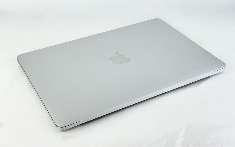 Apple MacBook Pro 13" M1 16RAM 512GB Touch Bar Отличен! Гаранция!