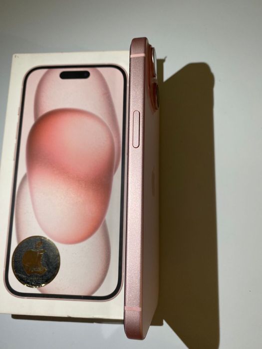 Продам iPhone 15