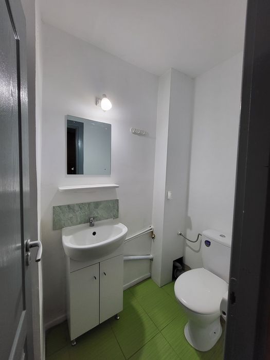 Închiriez apartament 3camere Iași Nicolina
