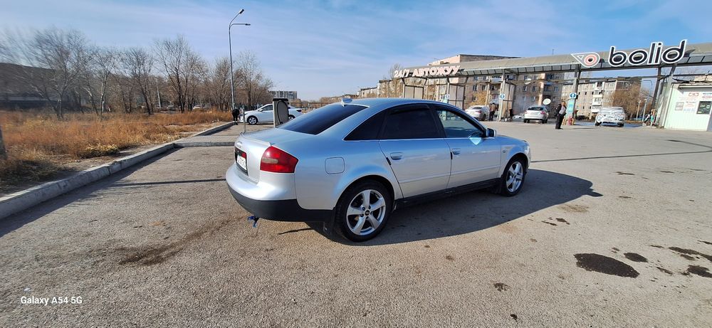 Продаю титанку с резиной на 17