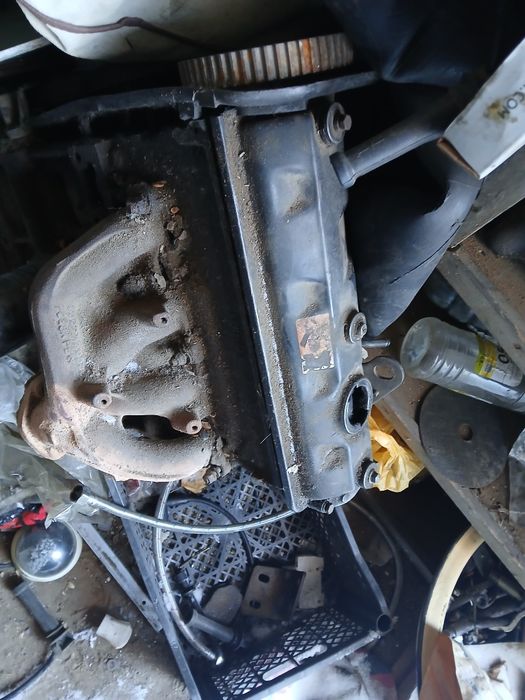 Продам двигатель на запчасти