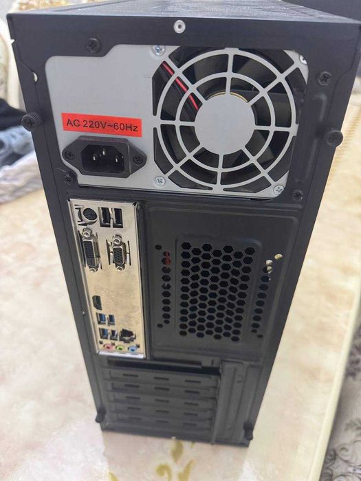 Продается компьютер (только процессор)