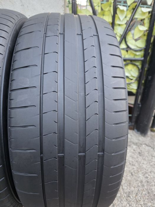 Vand patru anvelope de vara pirelli p zero  245 40 20 /  275 35 20 dot 3224