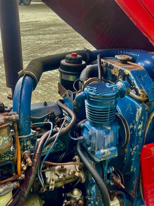 U.T.B  U 445 DT, remorca,plug,tractor