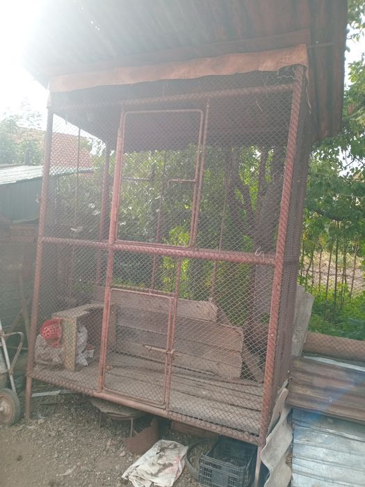 Vand cotarcă de fier pentru porumb cu etaj