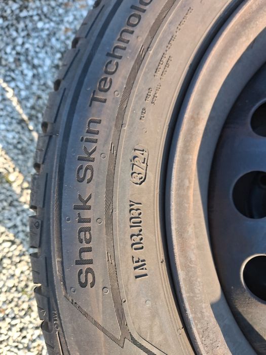 De vanzare jante folosite pe un renault clio