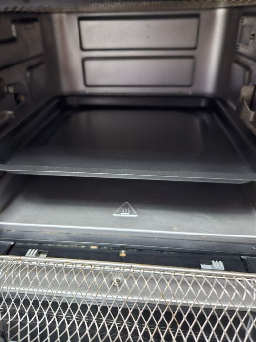 Fripteuza cu aer cald tefal