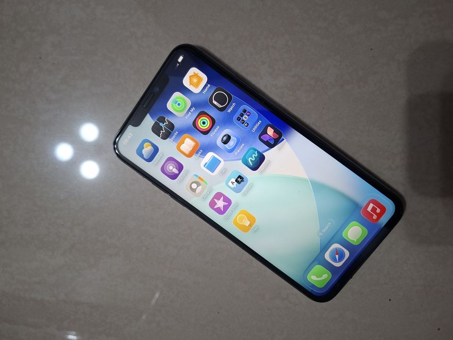 Iphone 11 Pro Max 256GB schimb cu Samsung