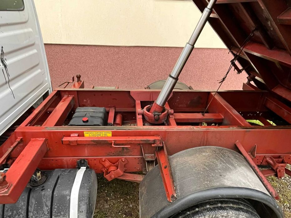 Vand Iveco daily basculabil 35c13 2003 3.5t