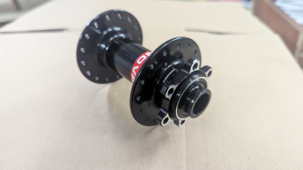 Продается втулка под ось передняя 15х110