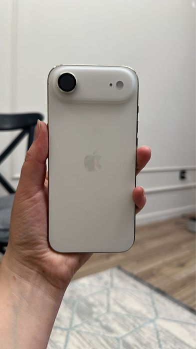 Продам Iphone Air 256 GB