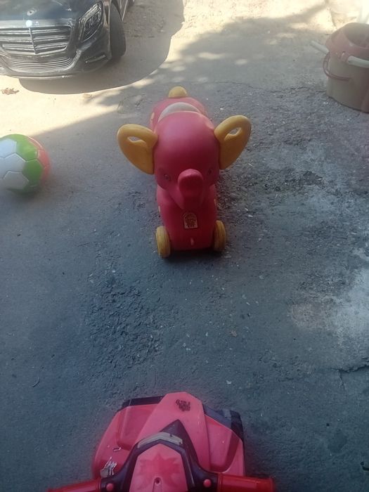 Бебешки играчки за момче или момиче