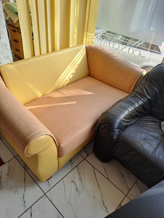 Диван кожен  95 евро брой