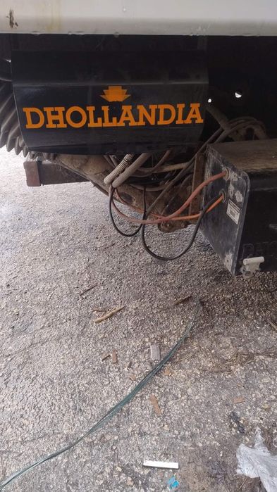 Каросерия с бризент 6м и падащ борд до тон и половина