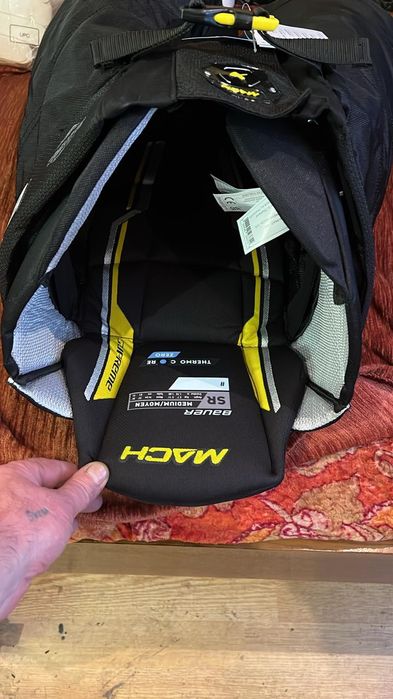 Продам трусы-шорты хоккейные