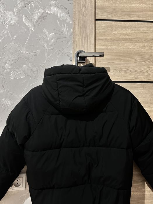 продам куртку демисезонную