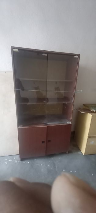Продаеться мебель