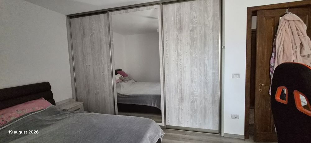 [DE VÂNZARE] Duplex MODERN 3 camere | Complet mobilat & utilat | 3 locuri parcare – Valea Adâncă (Strada Cornești)