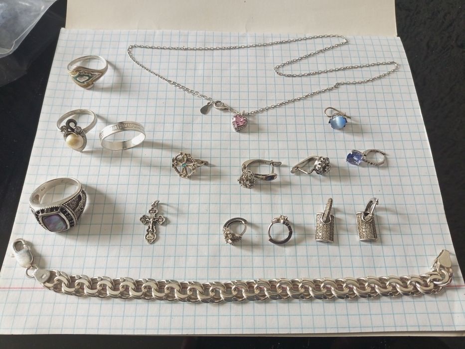 Продам 925 серебро Кольца.  Браслет.