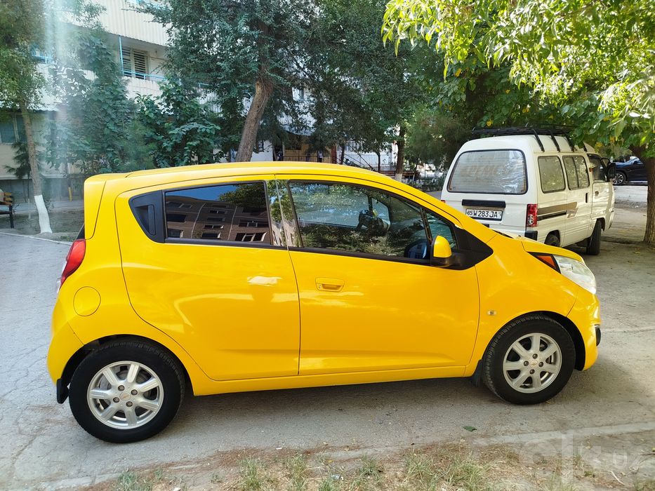 Chevrolet Spark 2 pozitsiya sotiladi