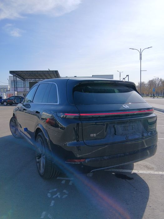 Li 7 Ultra оранжевый Салон