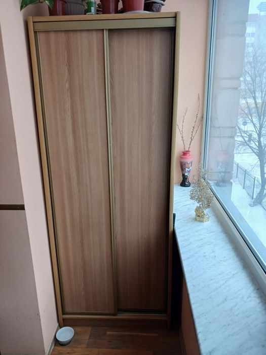 Шкаф для бытовых нужд