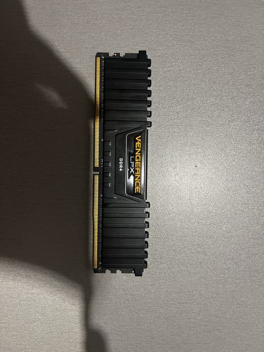 Corsair Vengeance Lpx 16 GB RAM