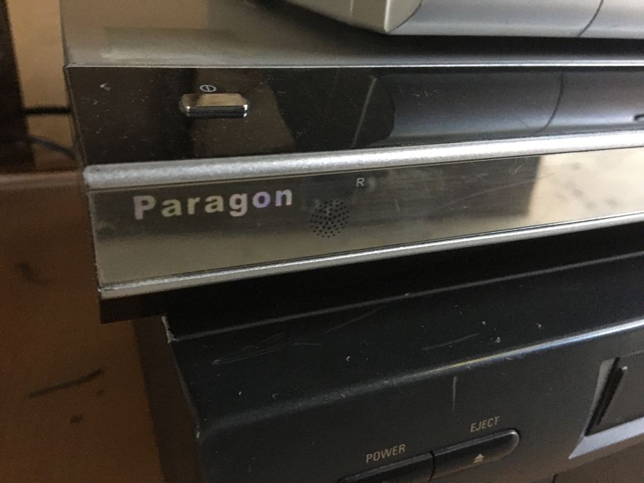 Видеомагнитофон Samsung, dvd плеео paragon, тюнер topfield