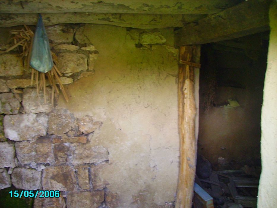 Продава имот в с.Мали Извор, област Добрич