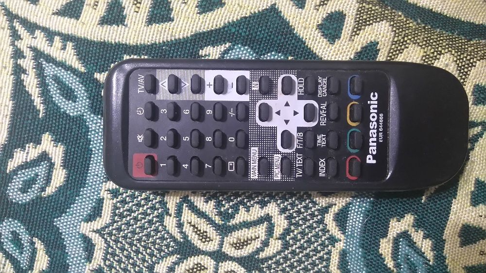 Дистанционни и телевизор LG за части