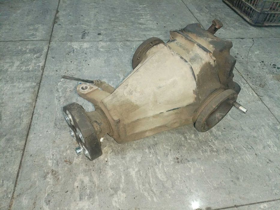 Редуктор Мерседес 124