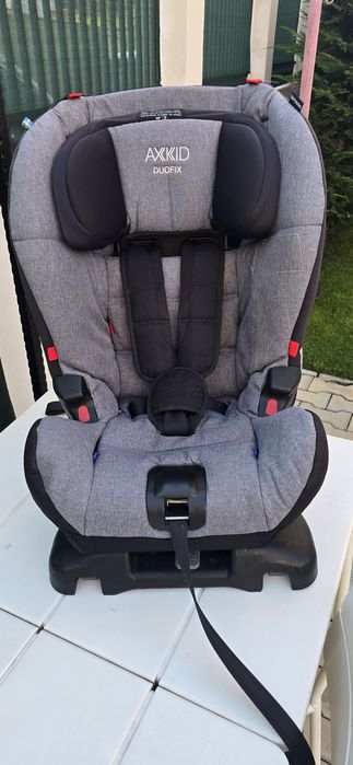 Scaun Auto Rear Facing & Front Facing Axkid Duofix 9-25 kg