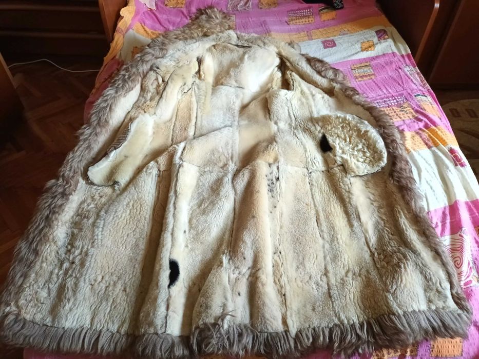 Cojoc damă, deosebit