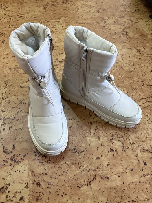 Зимнии очень теплые ботинки