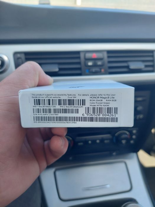 Vând Honor magic 8 lite