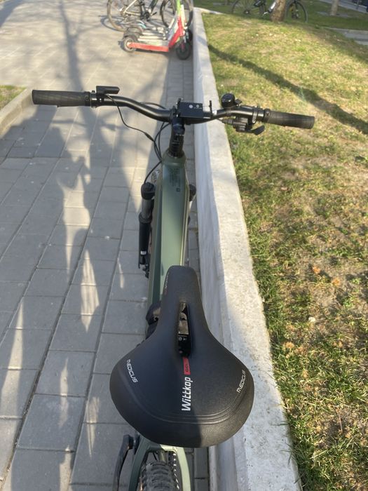 Vand bicicleta electrica se vinde urget , pentru mai multe detalii , lasati mesaj in privat