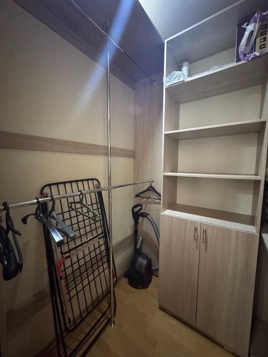 1 комнатная квартира Жана Кала