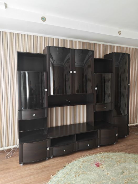 Продам стенку горку