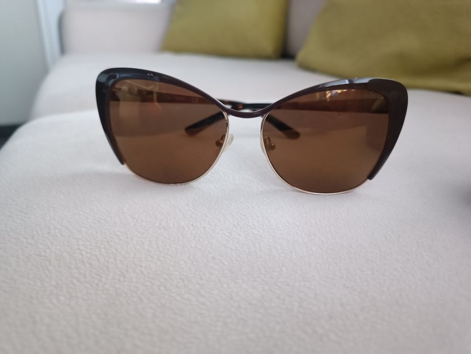 Слънчеви очила Guess