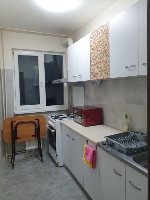 Direct proprietar!!! Închiriez apartament 2 camere zona Malu Rosu