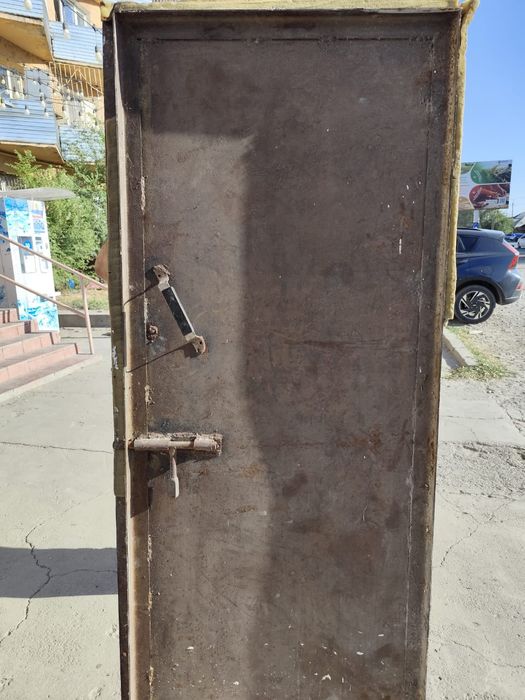 Продам железные двери