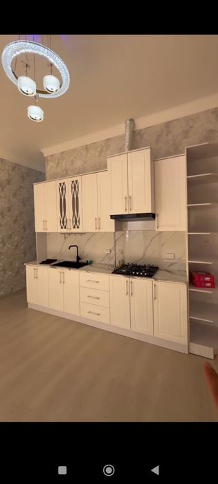 Sergeli Xonobodda  4 xona + mansarda + Podvol kottagina  uy sotiladi!!