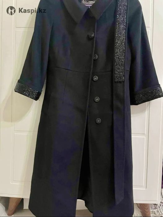 Продам стильное пальто.