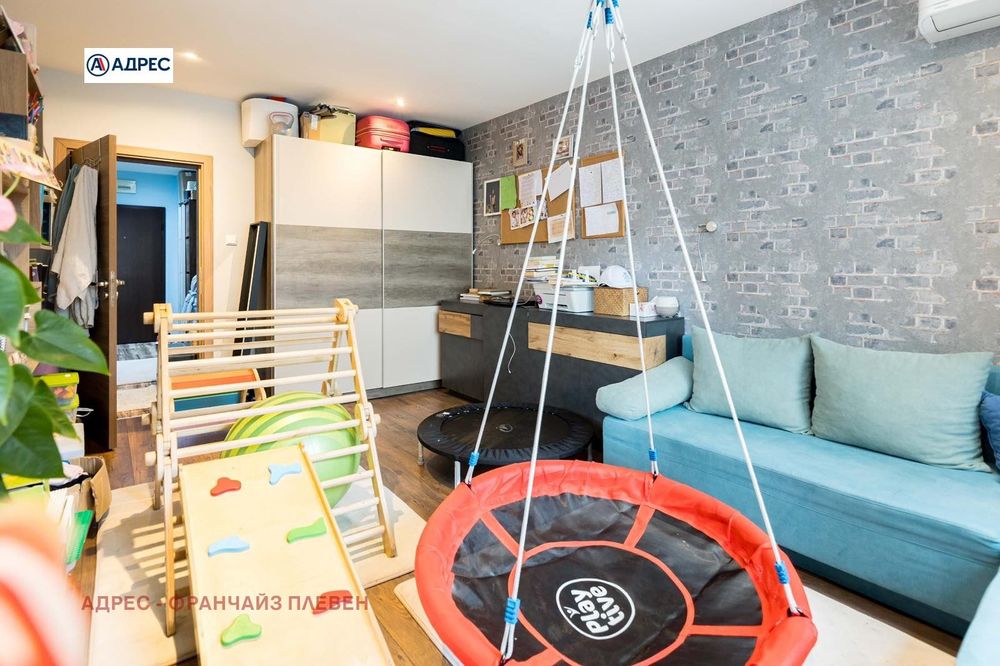 2-стаен в Плевен-Широк център площ 80 цена 180000