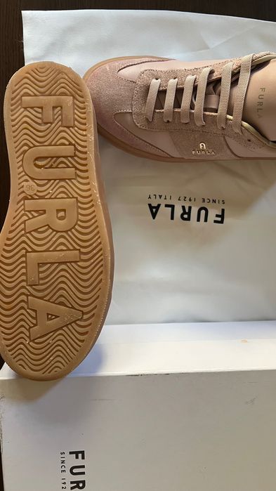 Оригинални FURLA кецове