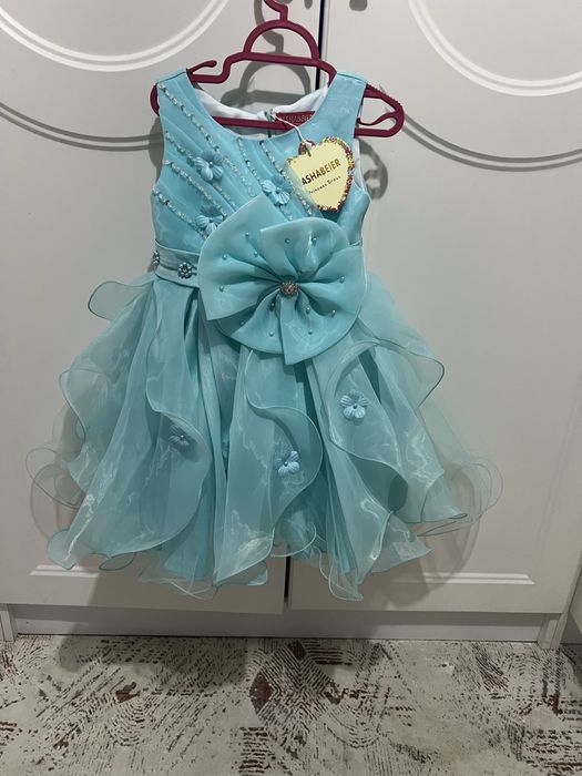 Продам платье для девочки. НОВОЕ!