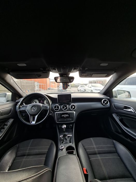 Vând Mercedes-Benz A 200