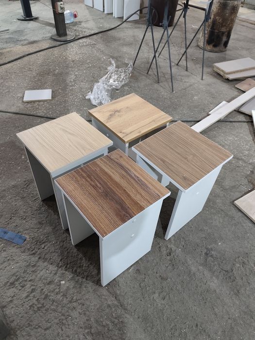 Табуретки разного типа