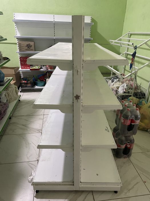 Полка для магазина