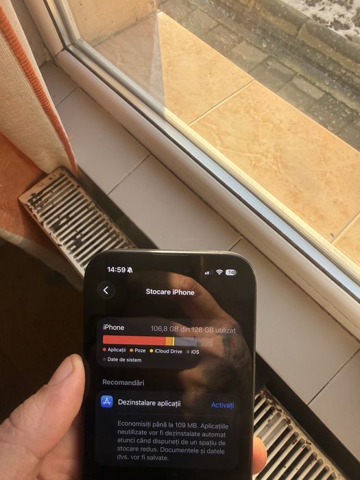 Vand iphone 16  mai multe detalii in privat